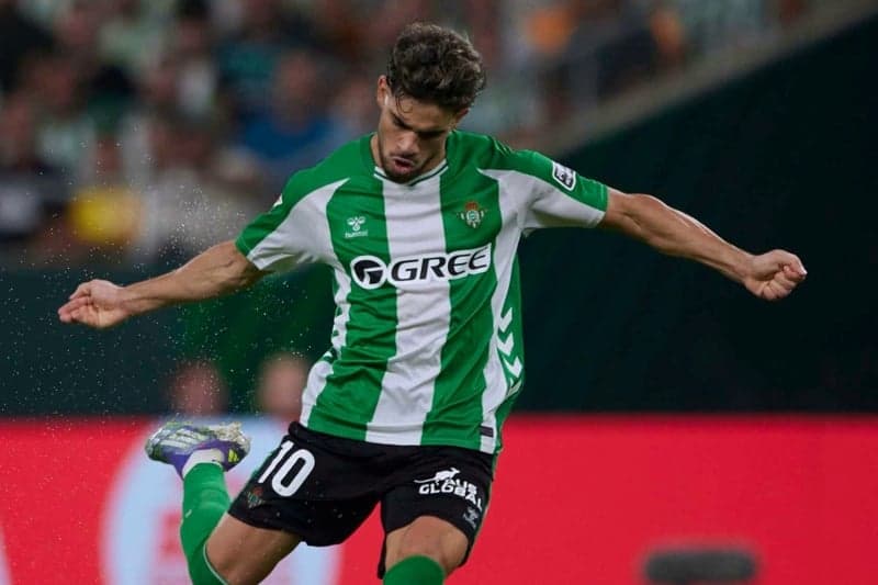 Zalzouli bijna terug in de basis van Real Betis