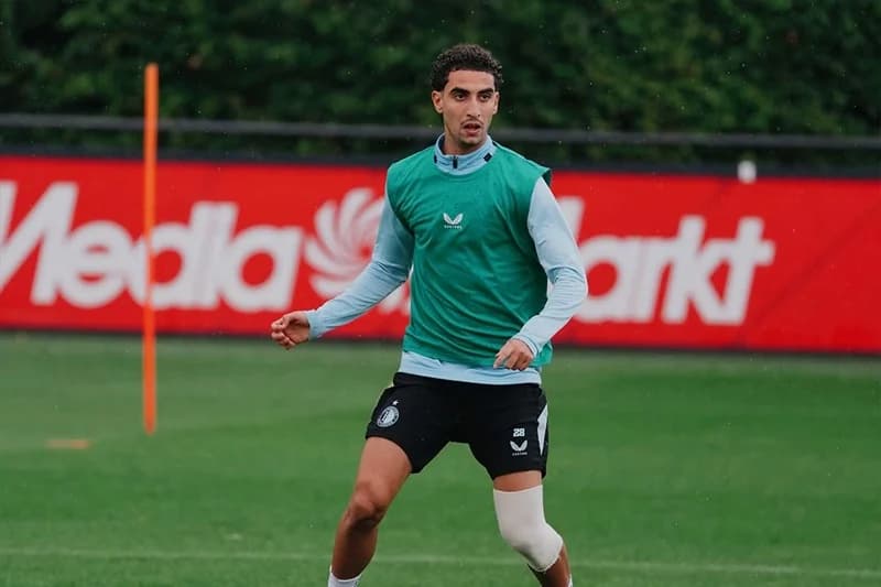 Karim El Ahmadi believes Oussama Targhalline performs better with Charles Vanhoutte by his side